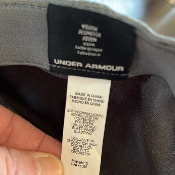 Under Armour athletic hat - Picture 7 of 7